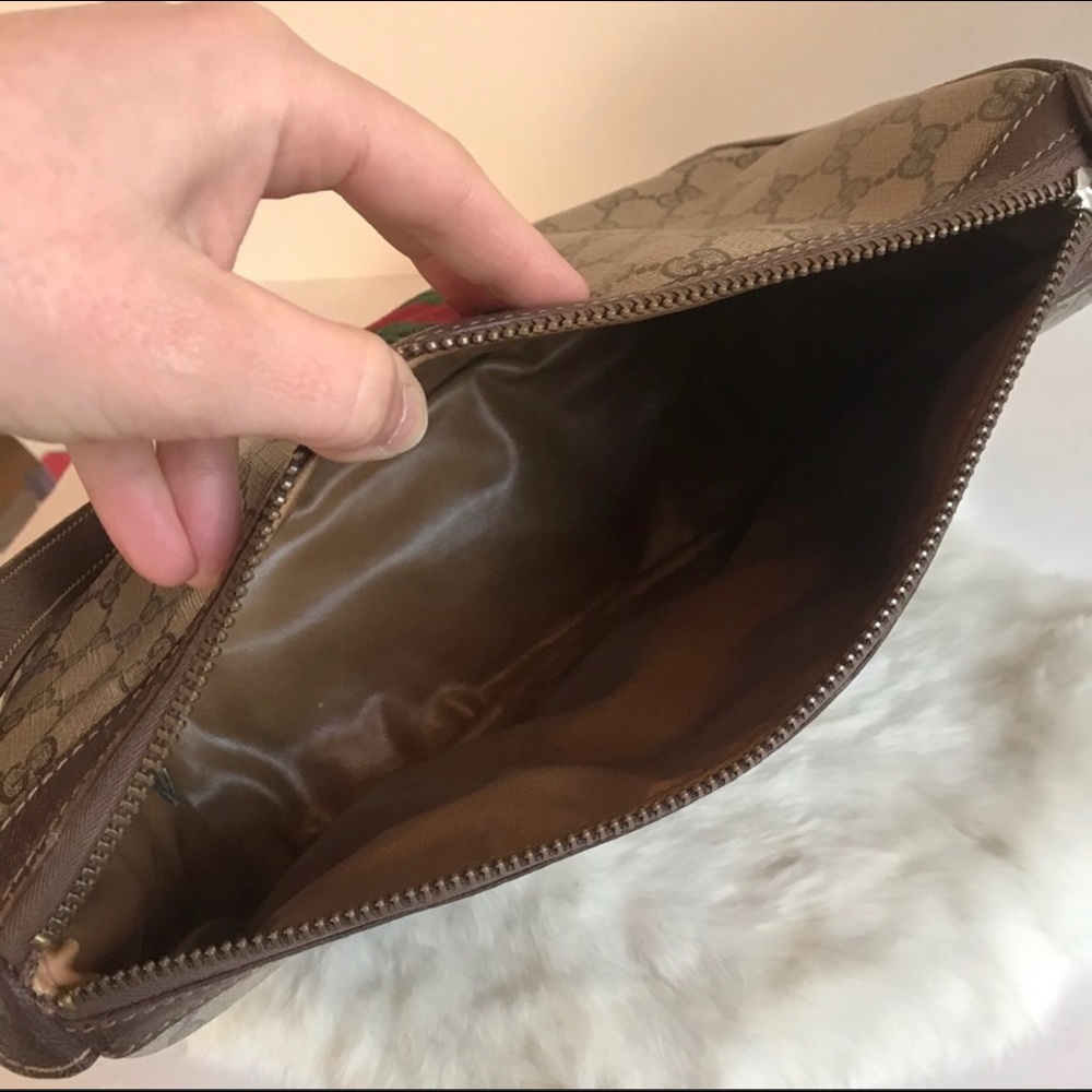 Vintage Gucci GG Supreme Striped Luggage Bag - Picture 10 of 16